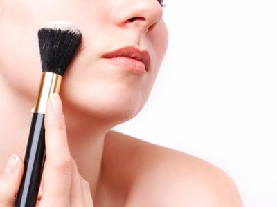 Το κατάλληλο πινέλο για το ρουζ