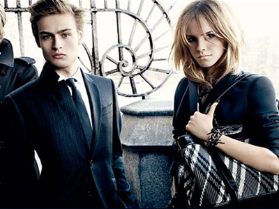 Η Burberry σχεδιάζει για την Colette