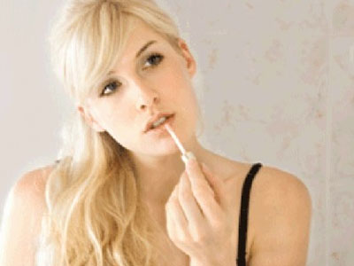 Ευθύνονται τα κραγιόν για καρκίνο και Αλτσχάιμερ;