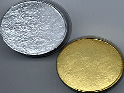 Μεταλλική λάμψη: το trend του χειμώνα