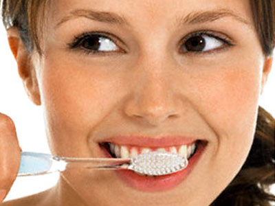 Αντιμετωπίστε την κακοσμία του στόματος Αντιμετωπίστε την κακοσμία του στόματος