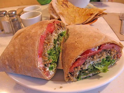 Είμαστε ό,τι τρώμε Είμαστε ό,τι τρώμε