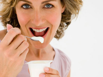 Το γιαούρτι είναι θρεπτικό! Το γιαούρτι είναι θρεπτικό!