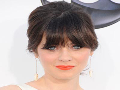 Zooey Deschanel: Λατρεύει το πορτοκαλί κραγιόν