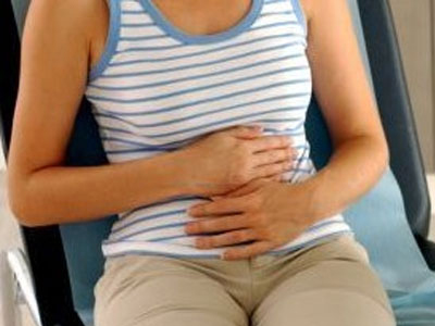 Πόνοι στην κοιλιά: Τα αίτια μπορεί να είναι πολλά