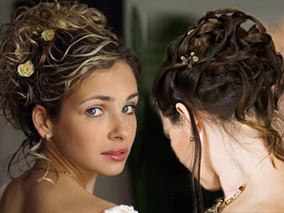 Νυφικό χτένισμα ανάλογα με τα μαλλιά σας!