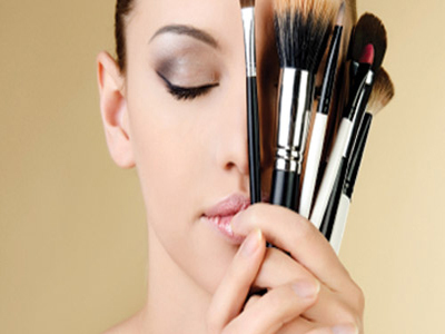 Πινέλα του μακιγιάζ: Χρειάζονται καθημερινό καθαρισμό