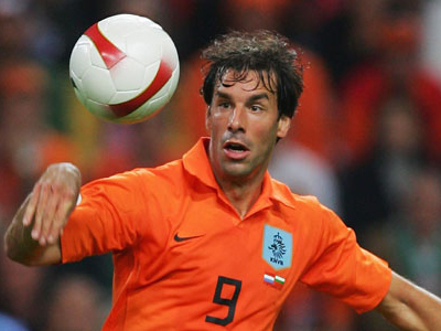 Εκτός Euro ο φαν Νίστερλροϊ