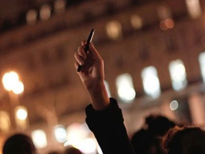 Πορεία υπέρ της ελευθερίας στο Παρίσι με τη συμμετοχή πολιτικών ηγετών