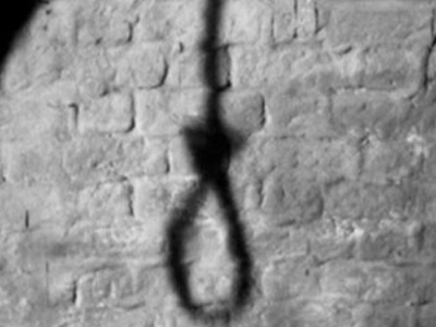 Βρήκε τον πατέρα της κρεμασμένο