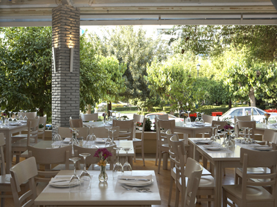 Παραδοσιακές γεύσεις από το εστιατόριο «Αλεξάνδρα»