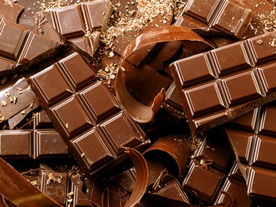 Αντί για αντηλιακό, σοκολάτα!
