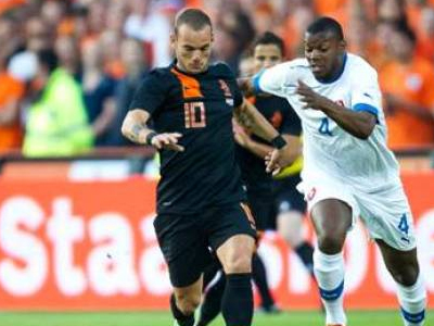 Euro 2012: Σνάιντερ: «Βλέπω τελικό Ισπανίας – Ολλανδίας»