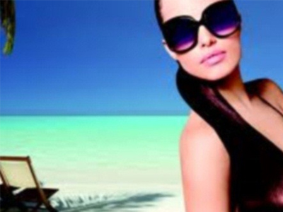 Προστατέψτε τα μαλλιά σας το καλοκαίρι