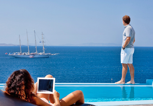 KOUROS HOTEL & SUITES – ΜΥΚΟΝΟΣ