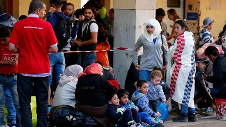 «Πόλεμος» Σερβίας – Ουγγαρίας για τους πρόσφυγες «Πόλεμος» Σερβίας – Ουγγαρίας για τους πρόσφυγες