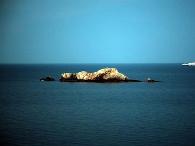 Βόλος: Στο Κέντρο Φιλοξενίας οι 52 μετανάστες που βρέθηκαν στη βραχονησίδα Γιούρα