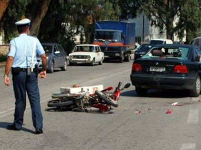 Ζάκυνθος: 73χρονη έπεσε με το όχημά της σε 20χρονο δικυκλιστή