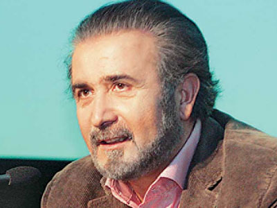 Λαζόπουλος κατά Στ. Θεοδωράκη: «Είναι κρίμα που ο Ντοστογιέφσκι δεν τον γνώρισε πριν γράψει τον “Ηλίθιο”»