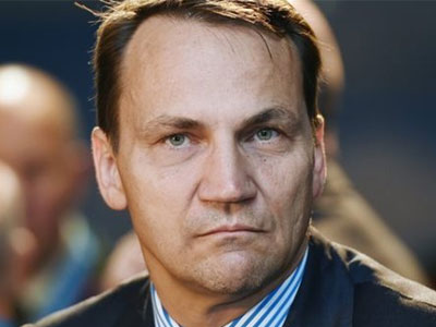 Ανακαλεί τις δηλώσεις του για τον Πούτιν ο Πολωνός πρώην ΥΠΕΞ