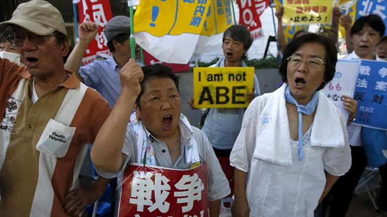 Ιαπωνία: Εγκρίθηκαν εν μέσω διαδηλώσεων οι αλλαγές στην αμυντική πολιτική