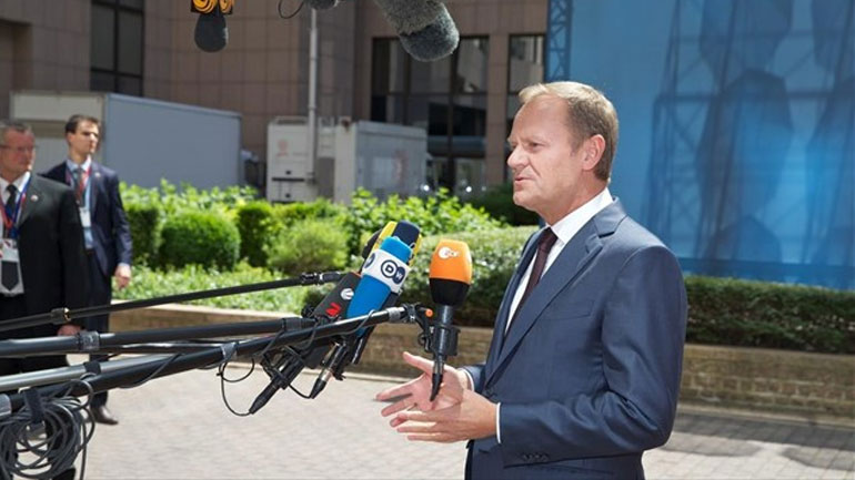 Toυσκ: Η Ελλάδα πρέπει να παραμείνει στην Ευρωζώνη