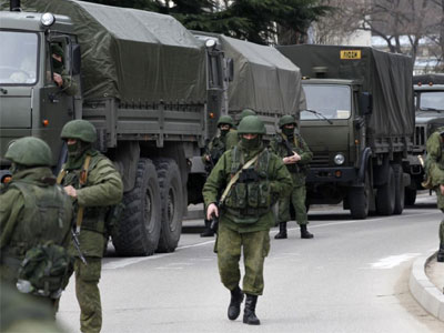 Η Ρωσία ενισχύει το στρατό στα σύνορα με Ουκρανία