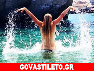 Η ελληνίδα παρουσιάστρια παίζει με το νερό! Ποια «κρύβεται» πίσω απ’αυτή την καλλιτεχνική πόζα;