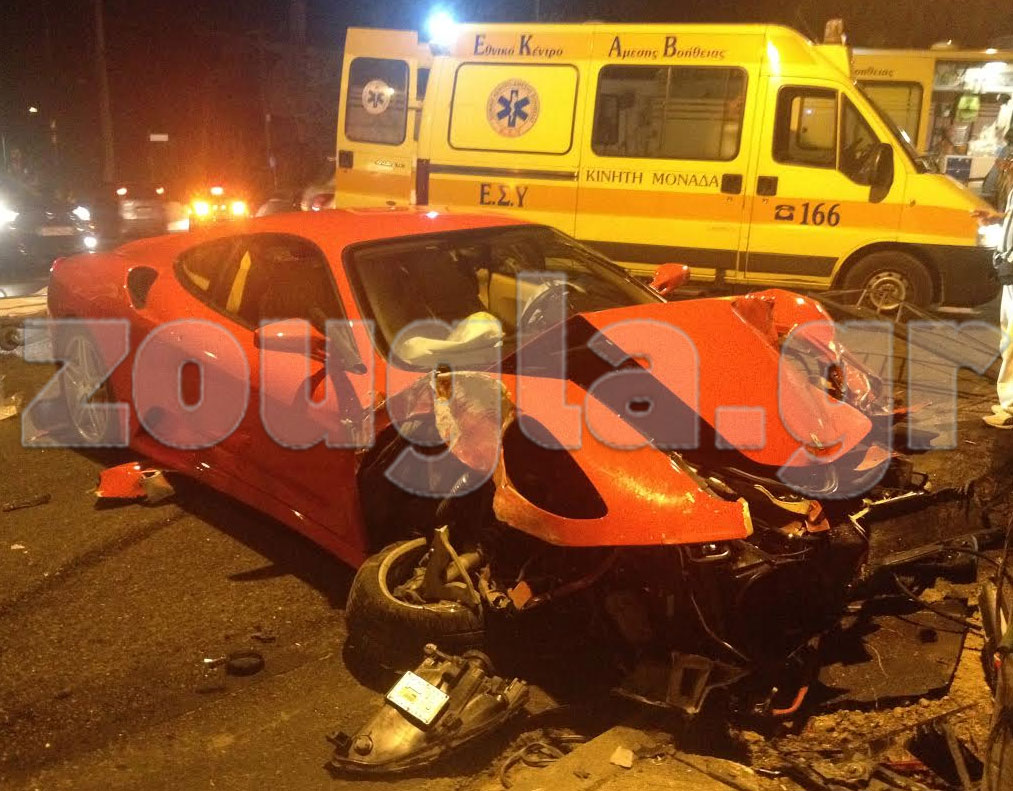 Μεγάλες ζημιές υπέστη η κατακόκκινη Ferrari