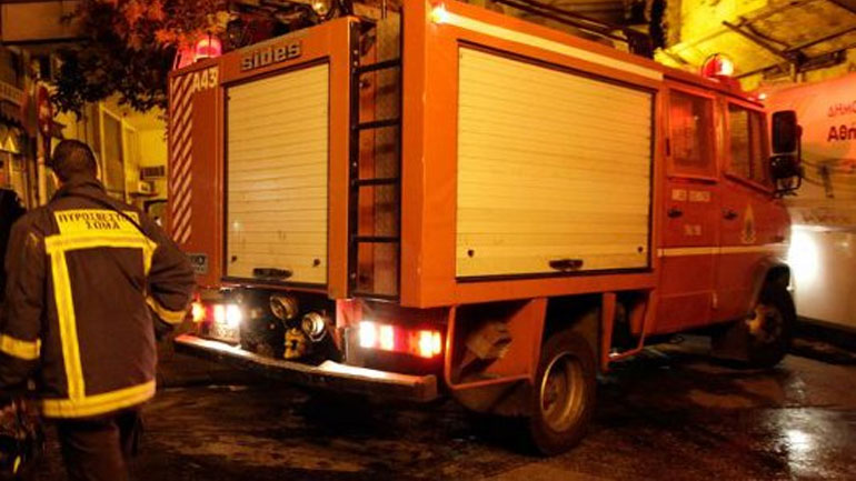 Εμπρηστική επίθεση στα γραφεία του ΣΥΡΙΖΑ στα Κ. Πατήσια