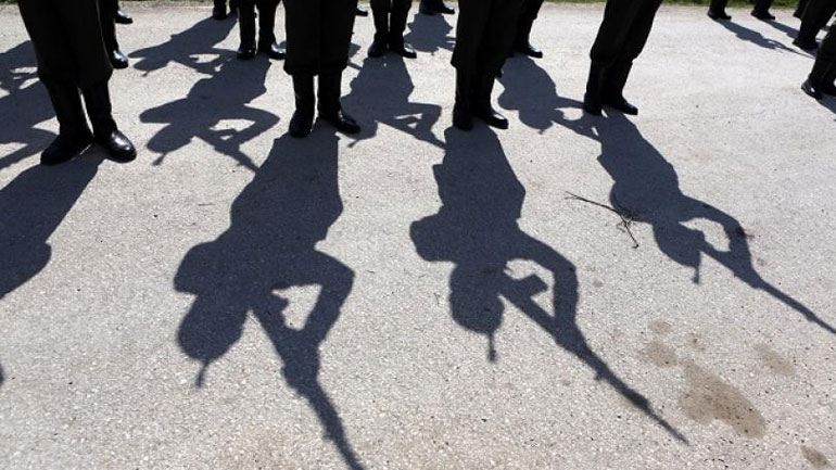 Σάμος: Οκτώ τραυματίες μετά από σύγκρουση στρατιωτικού οχήματος με ημιφορτηγό