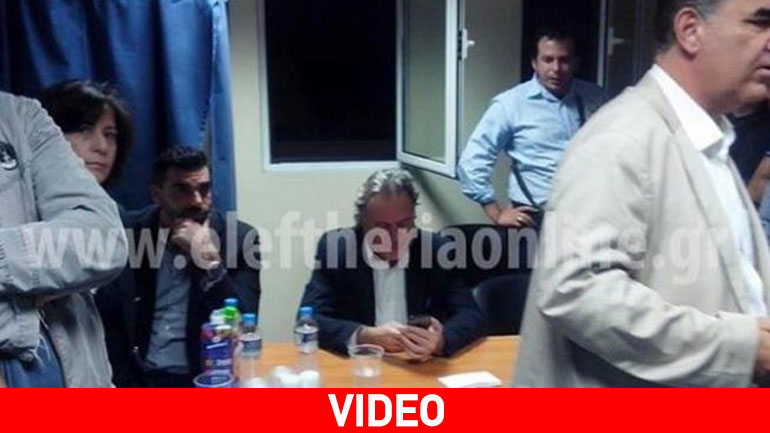 Μέλη του ΠΑΜΕ διέκοψαν ομιλία του Κατρούγκαλου στην Καλαμάτα