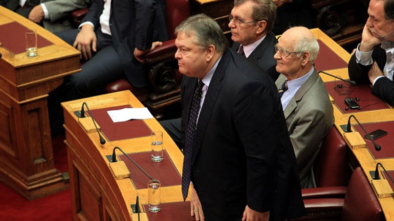 Ευ. Βενιζέλος σε Γ. Βαρουφάκη: Προσβάλλετε και ταπεινώνετε τη χώρα