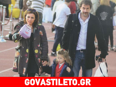 Διάσημοι γονείς με τα παιδιά τους σε χριστουγεννιάτικο bazaar!