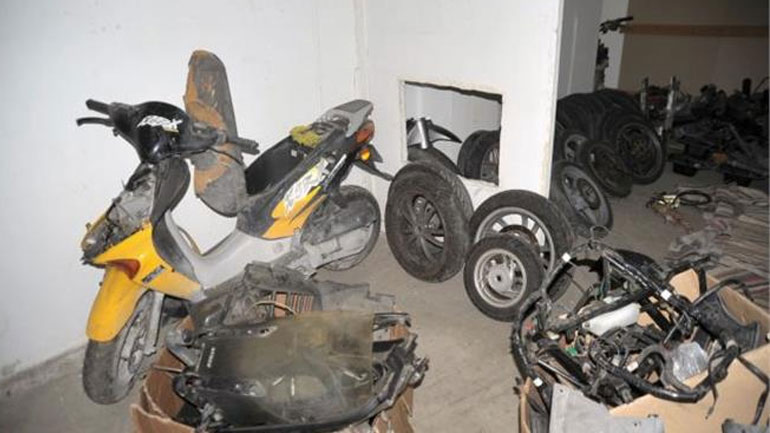 Δύο ανήλικοι μέλη σπείρας που έκλεβε μοτοσικλέτες στο Μοσχάτο