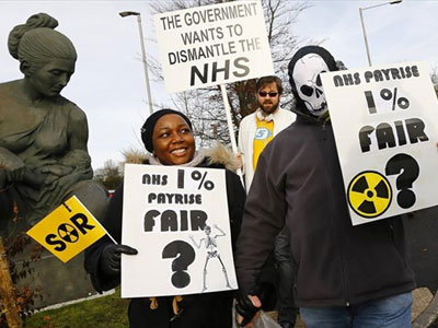 Βρετανία: Στάση εργασίας των εργαζομένων στην υγεία για αυξήσεις