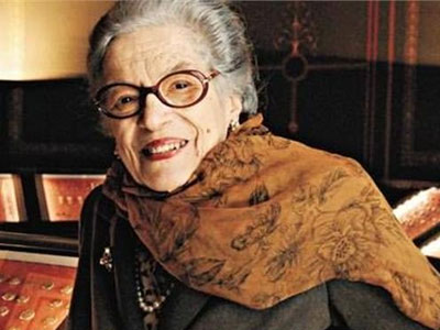 Πέθανε η επίτιμη διευθύντρια του Νομισματικού Μουσείου Μάντω Οικονομίδου