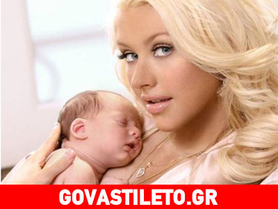 Δείτε για πρώτη φορά τη δεύτερη κορούλα της Christina Aguilera!