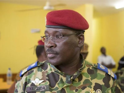 Μπουρκίνα Φάσο: Ο στρατός βάζει τον συνταγματάρχη Ζιντά στην ηγεσία της χώρας Μπουρκίνα Φάσο: Ο στρατός βάζει τον συνταγματάρχη Ζιντά στην ηγεσία της χώρας