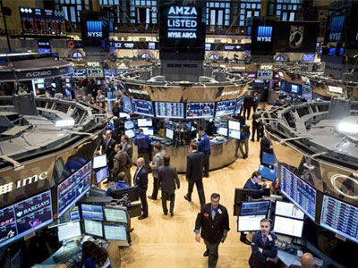 Ανοδική εκκίνηση για τη Wall Street