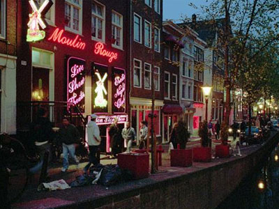 Αναζητείται επενδυτής για τα «κόκκινα φανάρια» του Άμστερνταμ