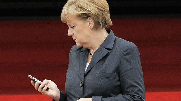 Πτώση της δημοτικότητας Μέρκελ μετά το σκάνδαλο κατασκοπείας