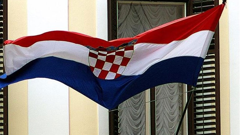 «Μαχαίρι» στον δημόσιο τομέα της Κροατίας