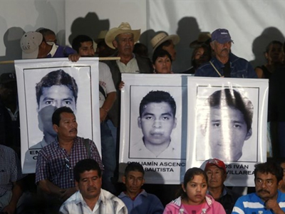 Μεξικό: Οργή γονέων των αγνοούμενων φοιτητών στη συνάντηση με τον πρόεδρο