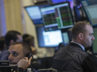 Ισχυρές απώλειες στη Wall Street