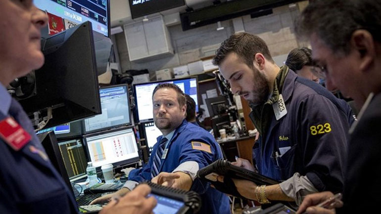 Ρευστοποιήσεις στη Wall Street