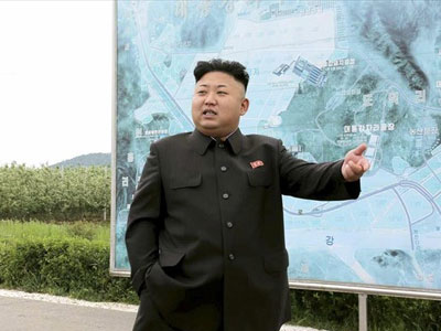 Βόρεια Κορέα: Ο Κιμ Γιονγκ Ουν έκανε την επανεμφάνισή του