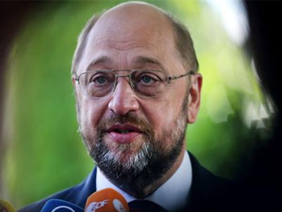 «Mea culpa» Σουλτς προς την ευρωκοινοβουλευτική ομάδα του ΚΚΕ