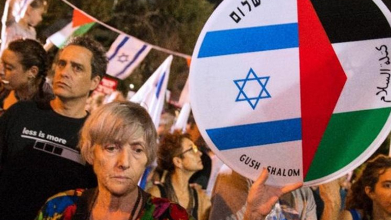 Χιλιάδες Ισραηλινοί διαδήλωσαν υπέρ της ειρήνης με τους Παλαιστινίους