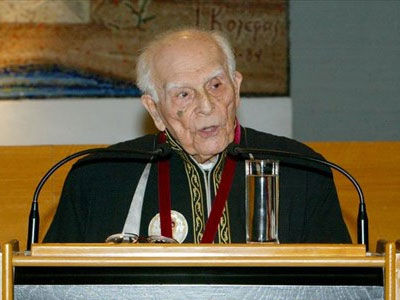 «Έφυγε» ο Εμμανουήλ Κριαράς